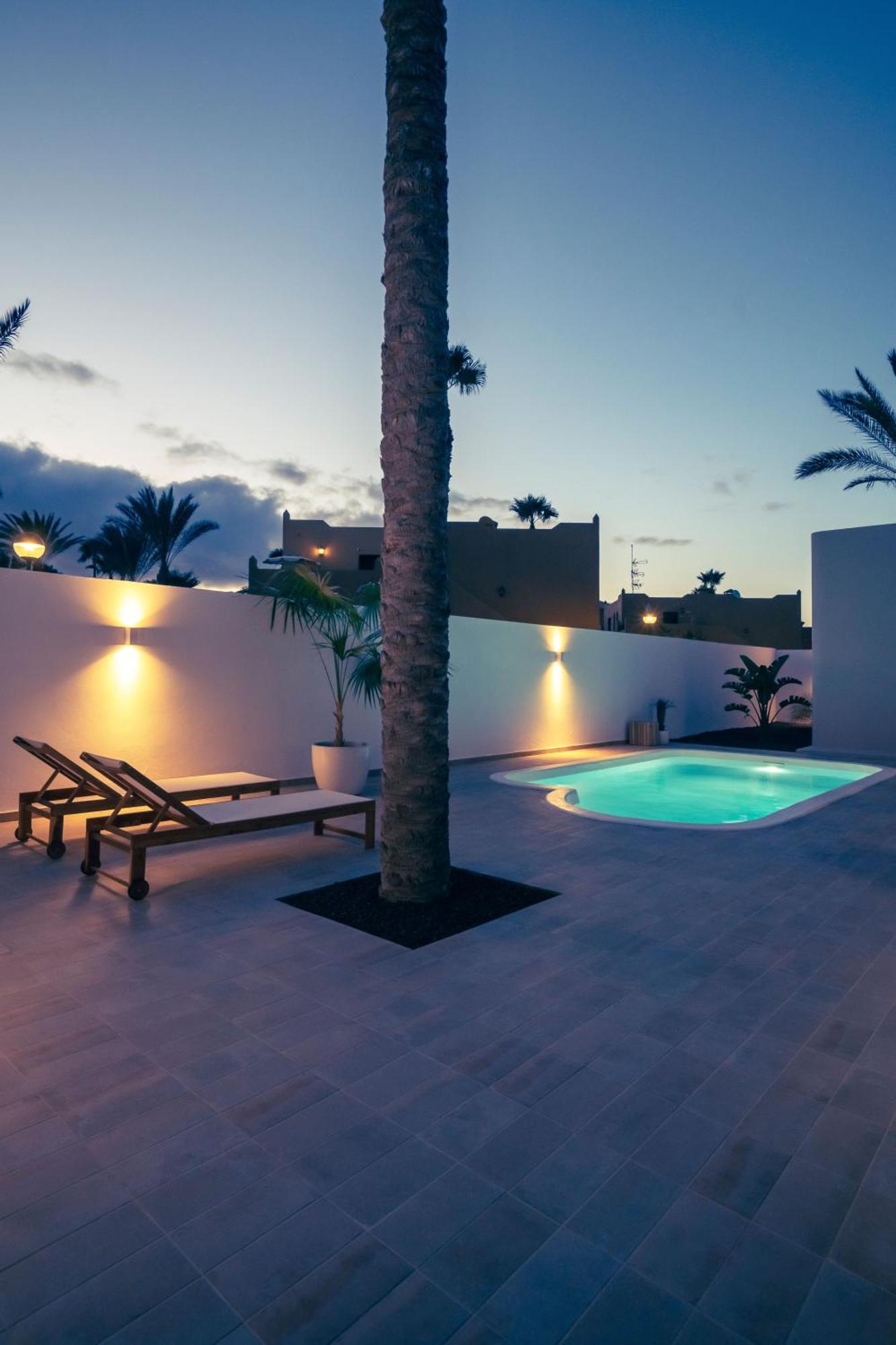 Villa Tropico - Design House With Pool In Corralejo Eksteriør billede