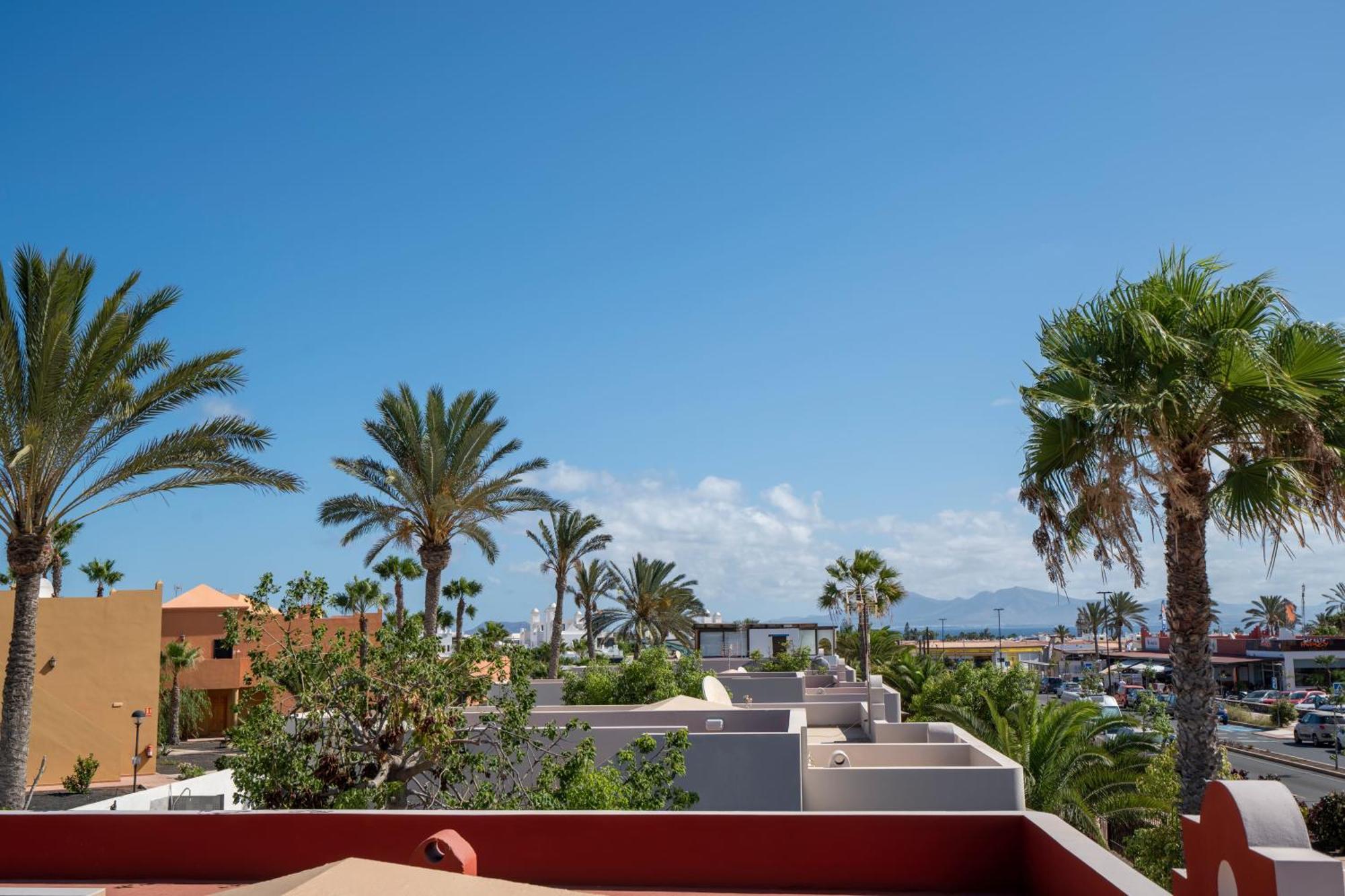 Villa Tropico - Design House With Pool In Corralejo Eksteriør billede